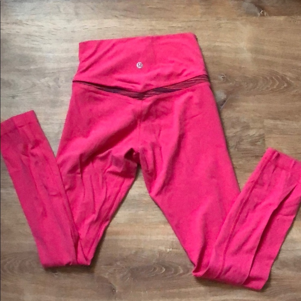 Original lululemon aligns size 4